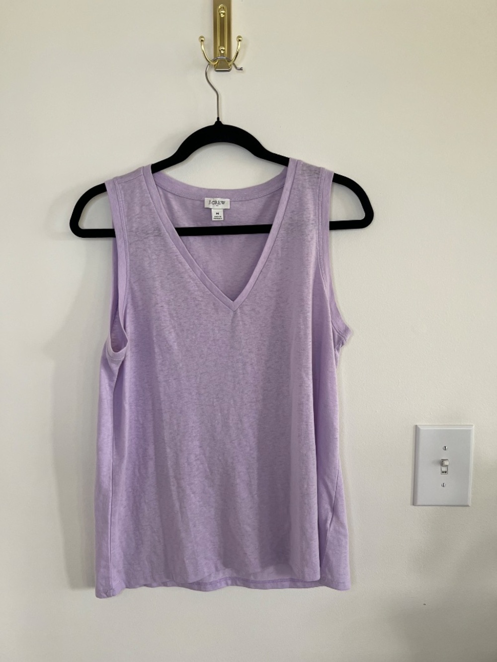 J.Crew Lavender V Neck Tank Top Soft Minimalist Capsule Wardrobe Basic Medium